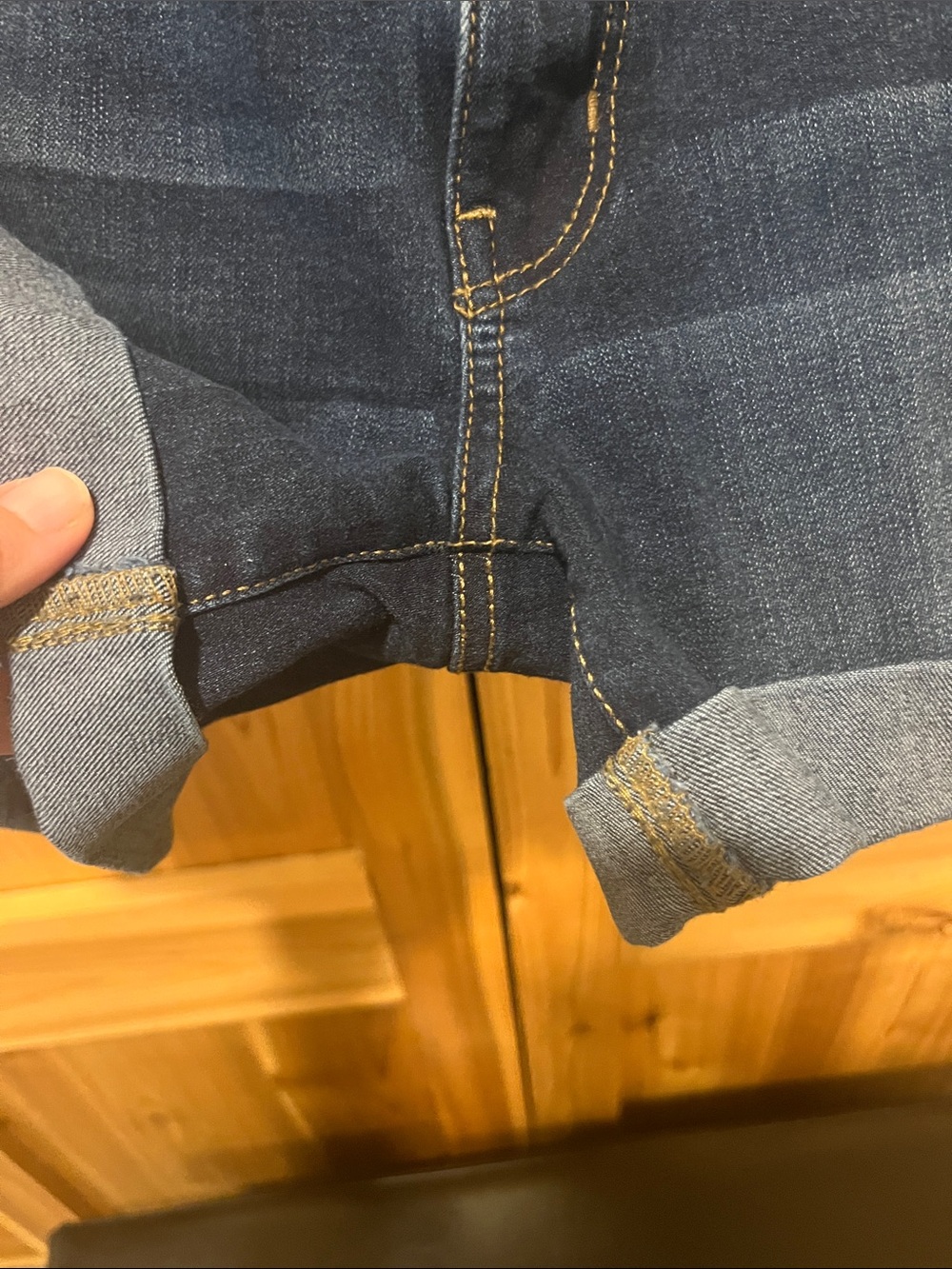 American Eagle Outfitters Dark Indigo Cuffed Denim Shorts - Picture 4 of 9